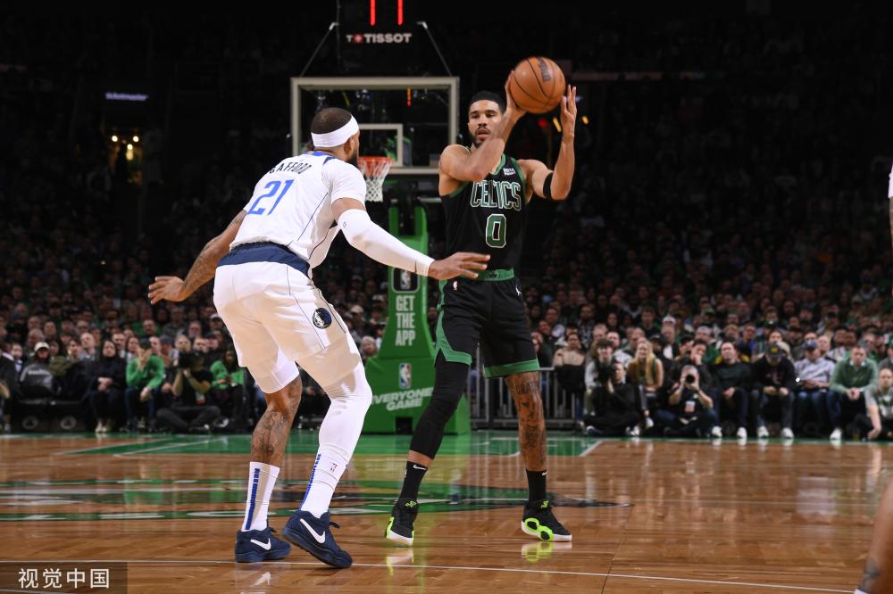 教练矛盾重 教练矛盾重